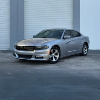 Dodge Charger SXT – 2016