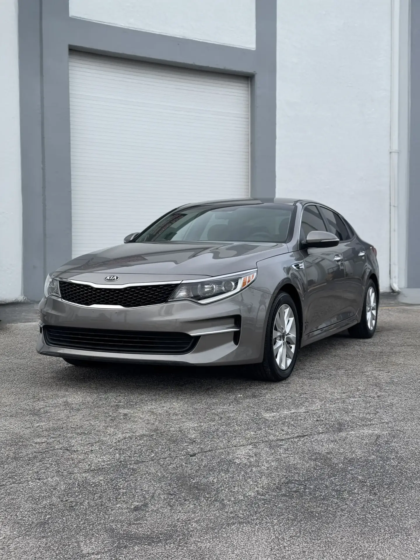 Kia Optima LX – 2020