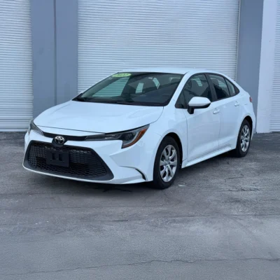Toyota Corolla LE – 2022