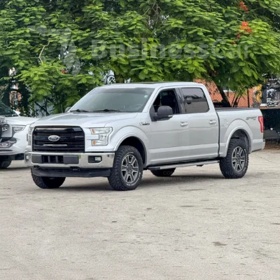 Ford F-150 Lariat – 2020