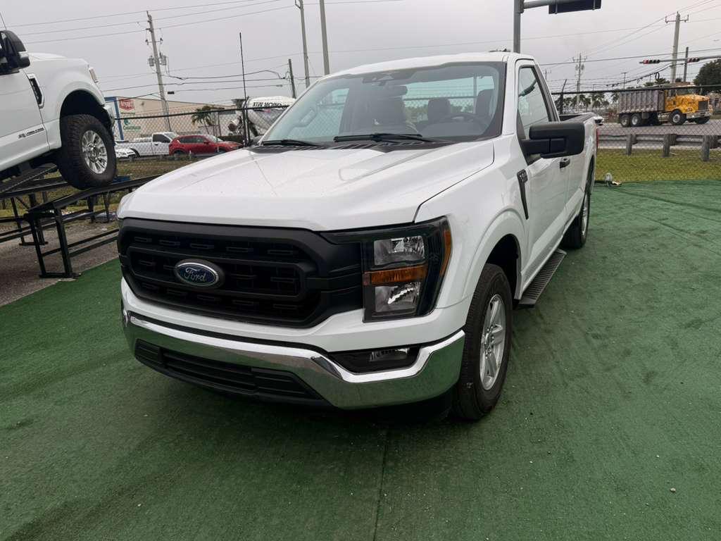 Ford F150 Regular Cab XL (4X2 5.0 V8) – 2023