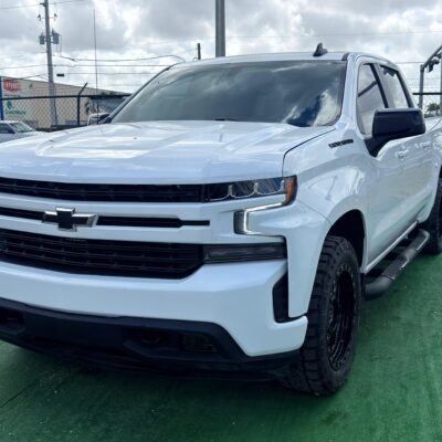 Chevrolet Silverado Crew Cab RST 4X2 4CYL – 2021
